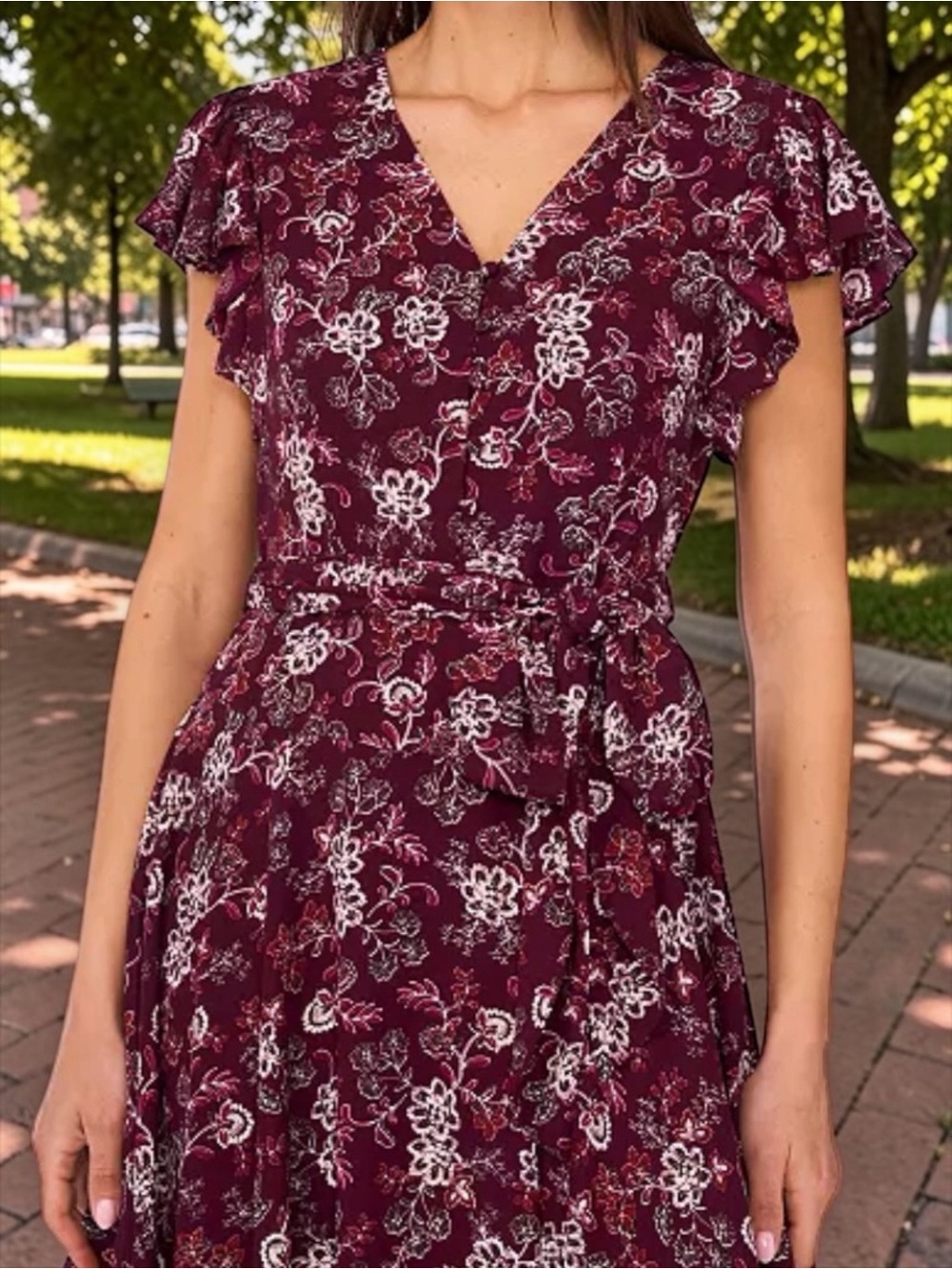 NWT Vince Camuto Floral High Low Maxi Dress Medium Burgundy Flutter Sleeve - Picture 3 of 12